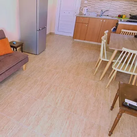 Chill N' Joy * Ayia Napa