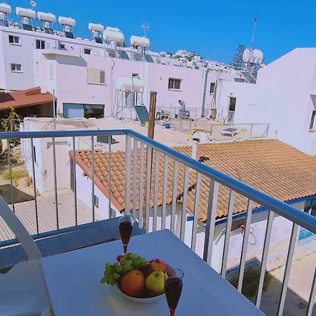 Chill N' Joy * アヤナパ